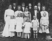 4:2-ig-c_JAV och Annas familj med 12 barn, tagen 1910